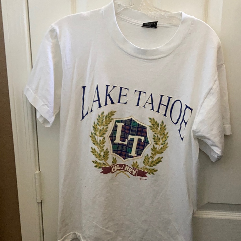 FINAL MARKDOWN Lake Tahoe tee medium